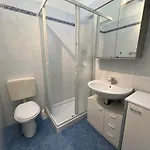 Apartman In 54706 *