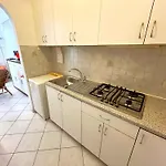 In 54706 * ביביונה